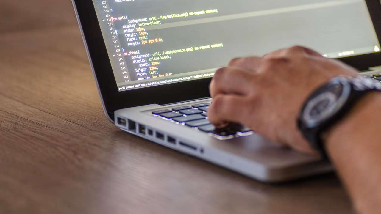 Programista: jak wykorzystać GitHub w aplikowaniu na ofertę pracy